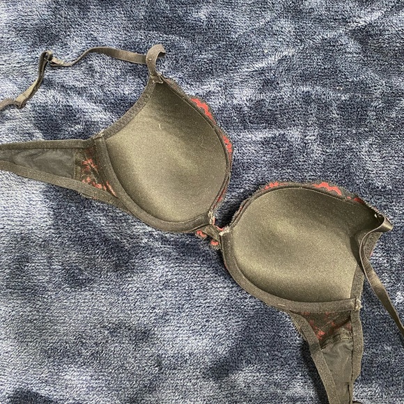 Red and black lace bra - LaSenza 32B - Picture 3 of 5